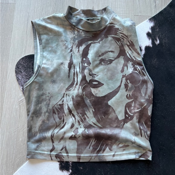 Turtle neck - Picture 1 of 5